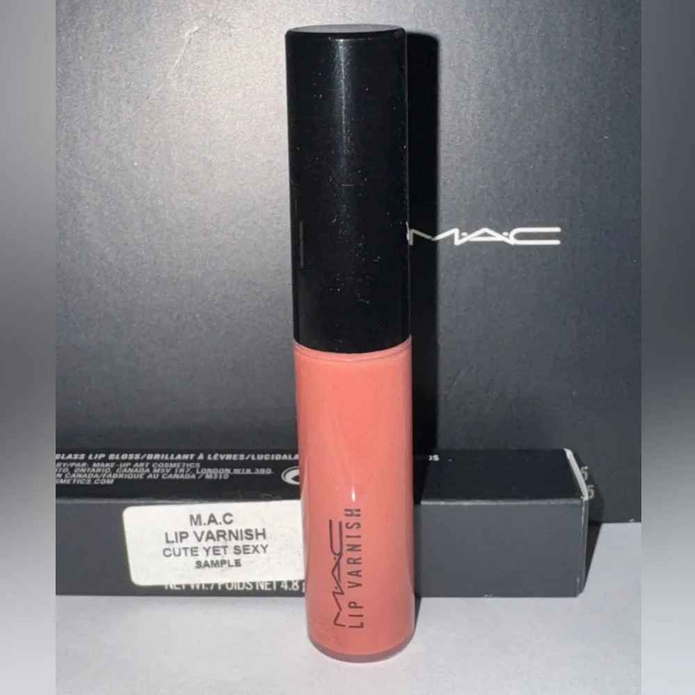 MAC Cute yet sexy Lip Varnish